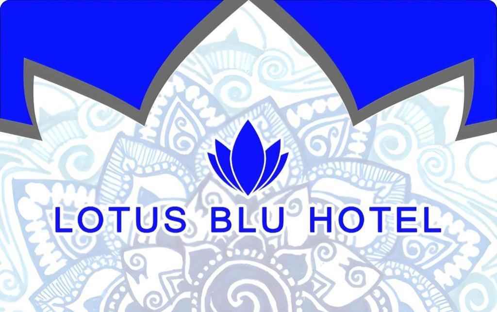 לגאזפי Lotus Blu Hotel מראה חיצוני תמונה