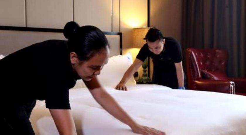 לגאזפי Lotus Blu Hotel מראה חיצוני תמונה