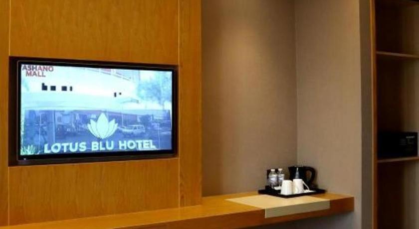 לגאזפי Lotus Blu Hotel מראה חיצוני תמונה